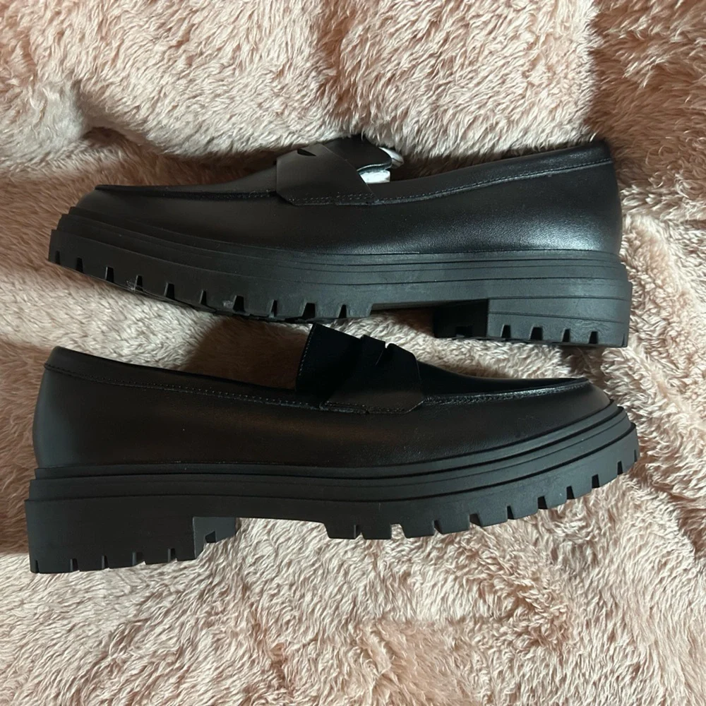 NIB Quince Italian Leather Lug Sole Loafer Black Size Women's 10 - Picture 7 of 13